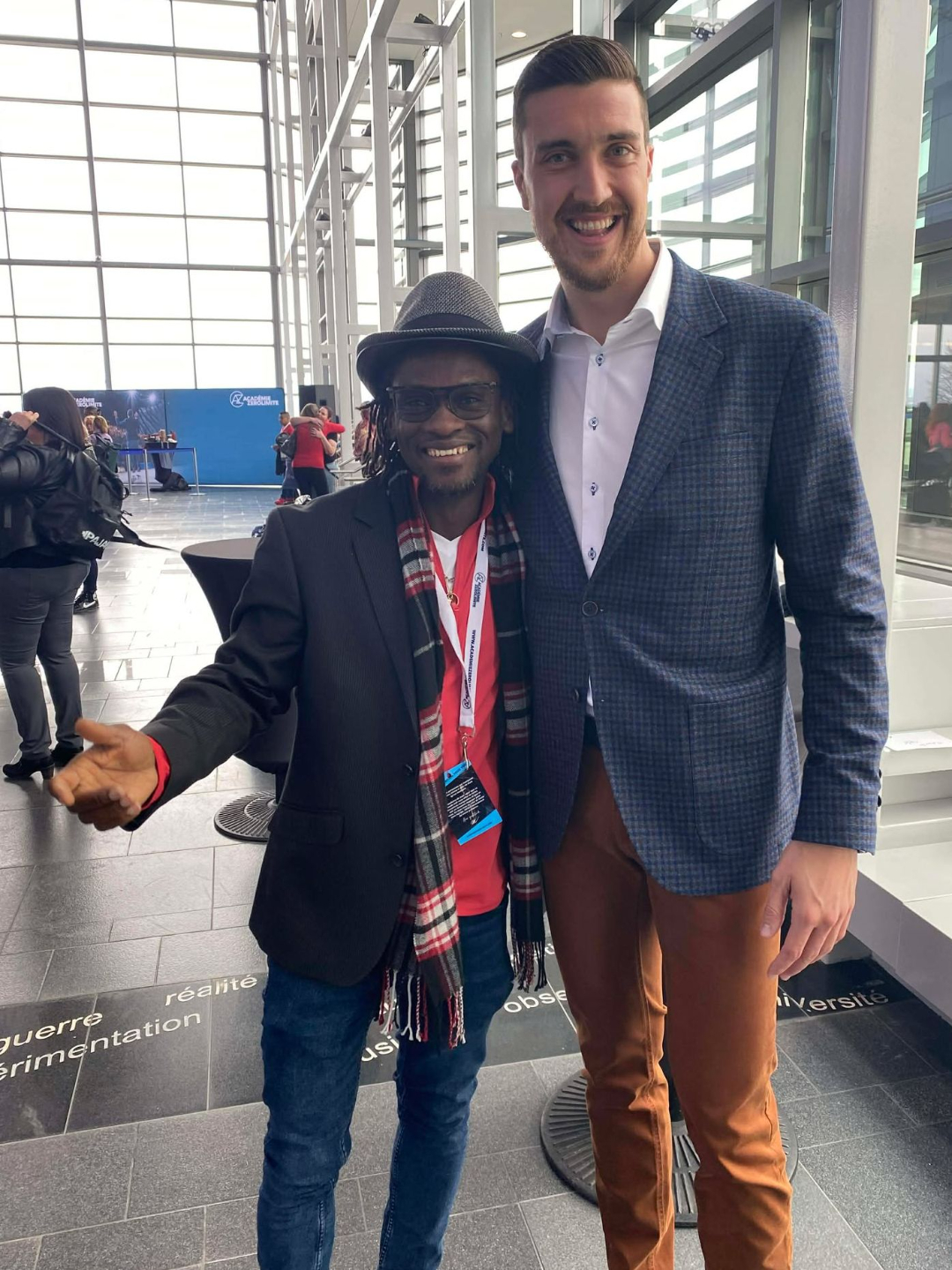 Charles CÔTÉ (Drôlement inspirant) & Michel-Ange NICOLAS. Sommet AZ