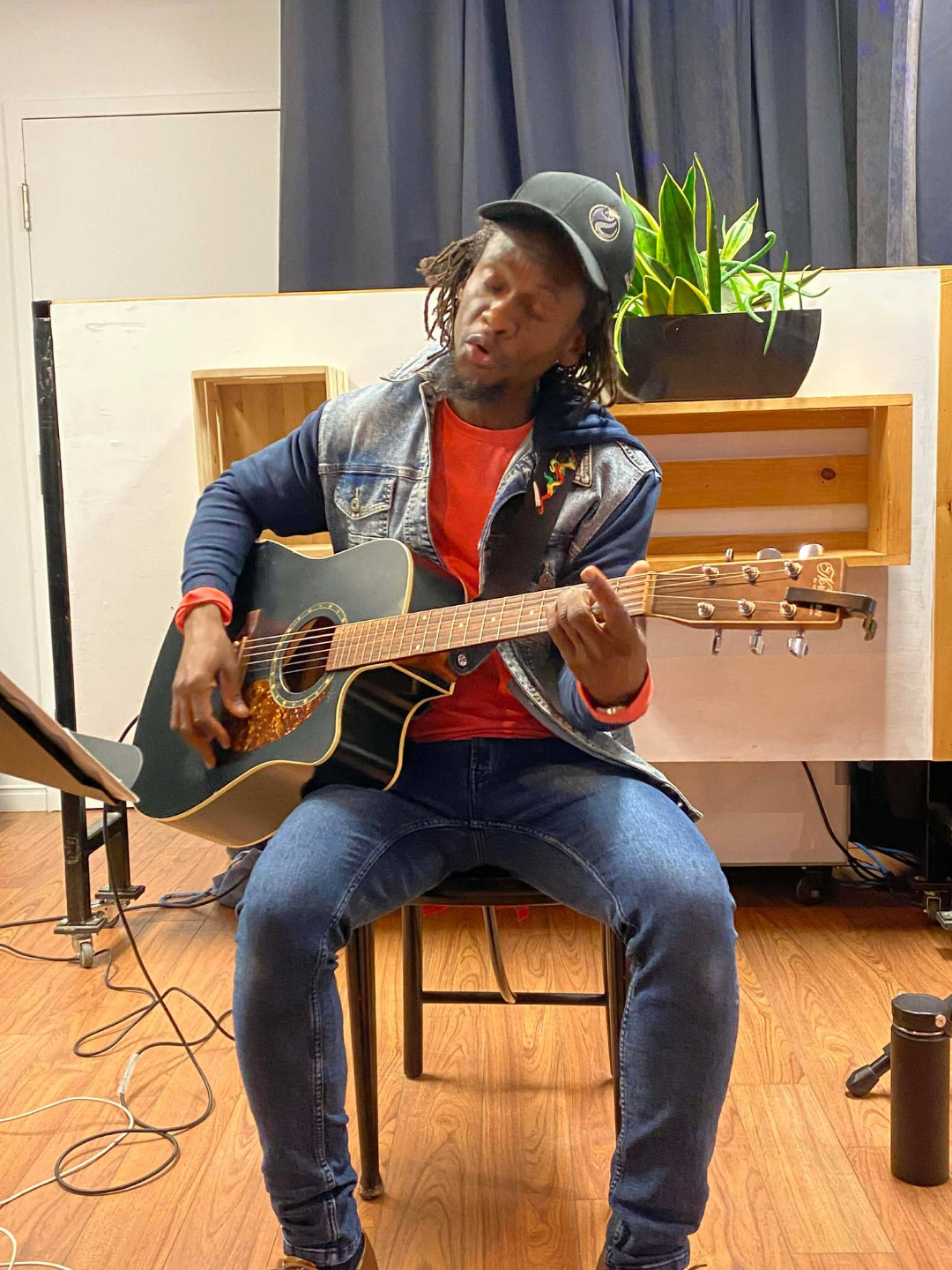 Michel-Ange NICOLAS, MANIC LE COACH en chansons Guitare 1