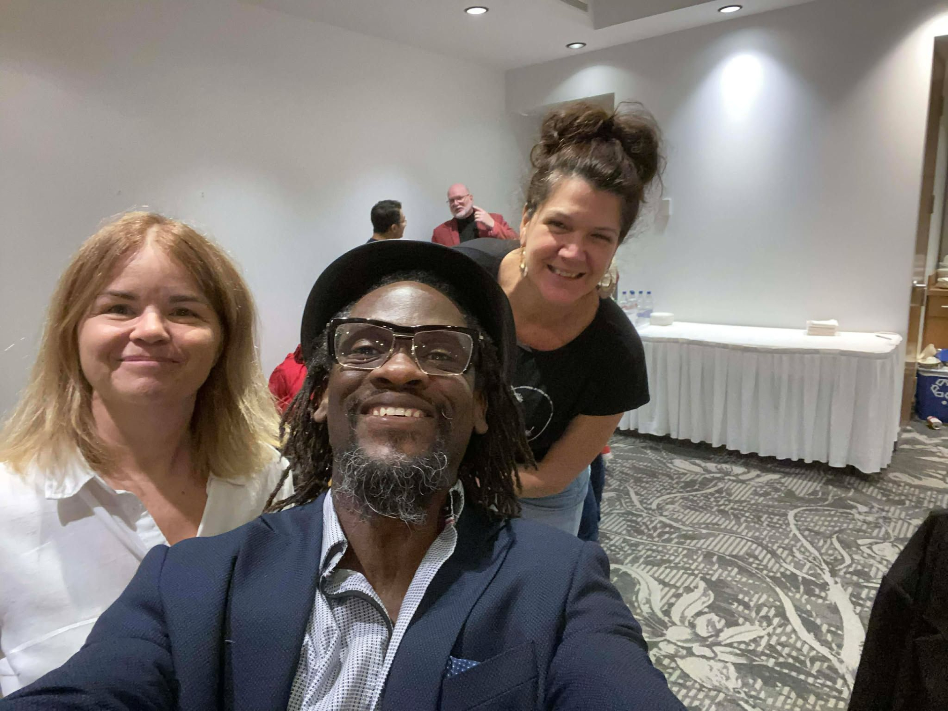 Michel-Ange NICOLAS. MANIC & Karine collègue Agentivité E.