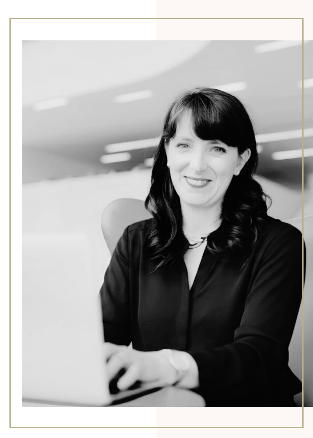 Professional Certified Business Coach Nathalie Pincham smiling at client