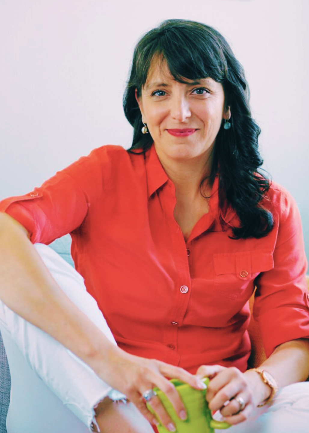 Professional Certified Business Coach Nathalie Pincham smiling at client