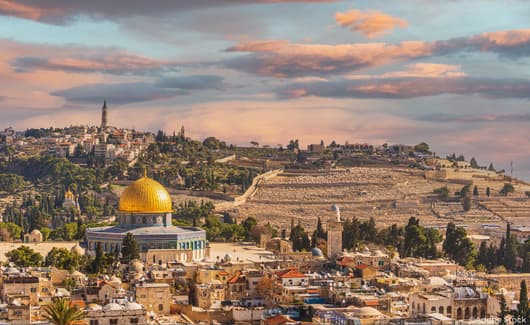 Schilderij waarin de Joodse gemeenschap wordt verbrand tijdens de Zwarte Dood