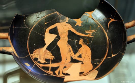 Griekse beker met twee vrouwen