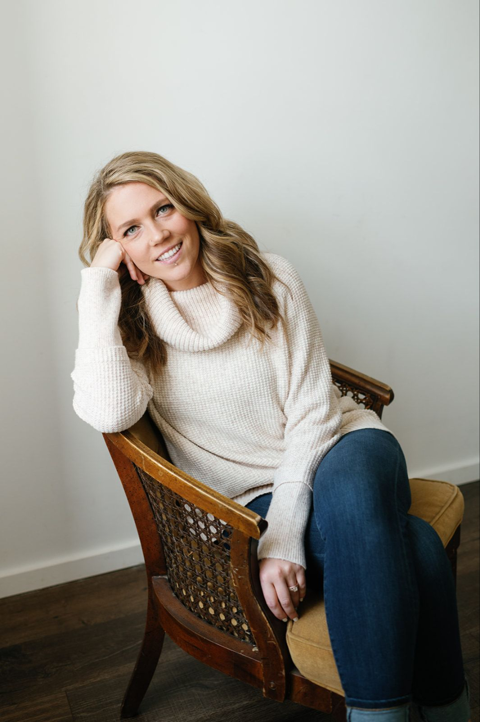 Cash pay therapy practice strategy visual showing website optimization for niche audience and higher conversions