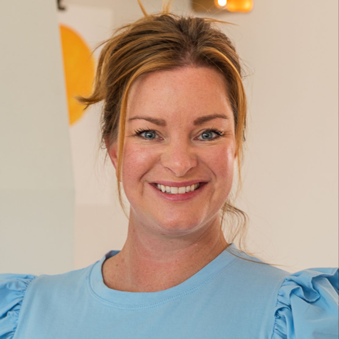 Portretfoto van Cathy Broeren