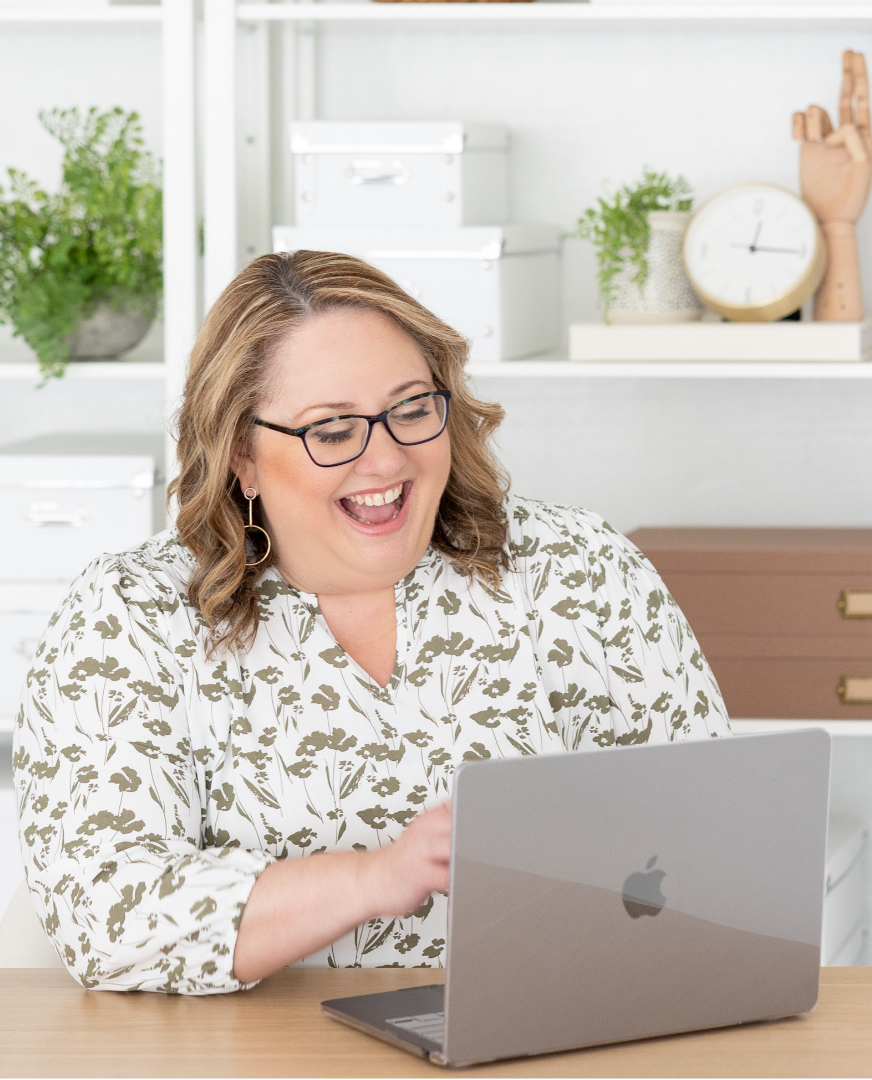 Lydia Martin, podcast guest and online business mentor