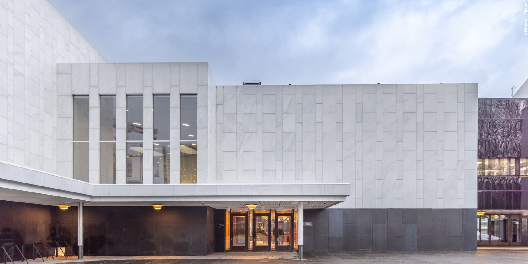 binnenzicht van de Arbeidersclub van Jyväskylä in Finland (architect Alvar Aalto)