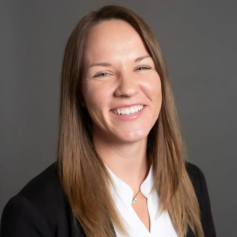 Dr. Ashley Kuchar Headshot