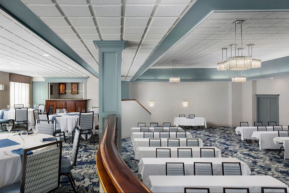 Therapists attending a CE training in Vermont titled Community Matters.