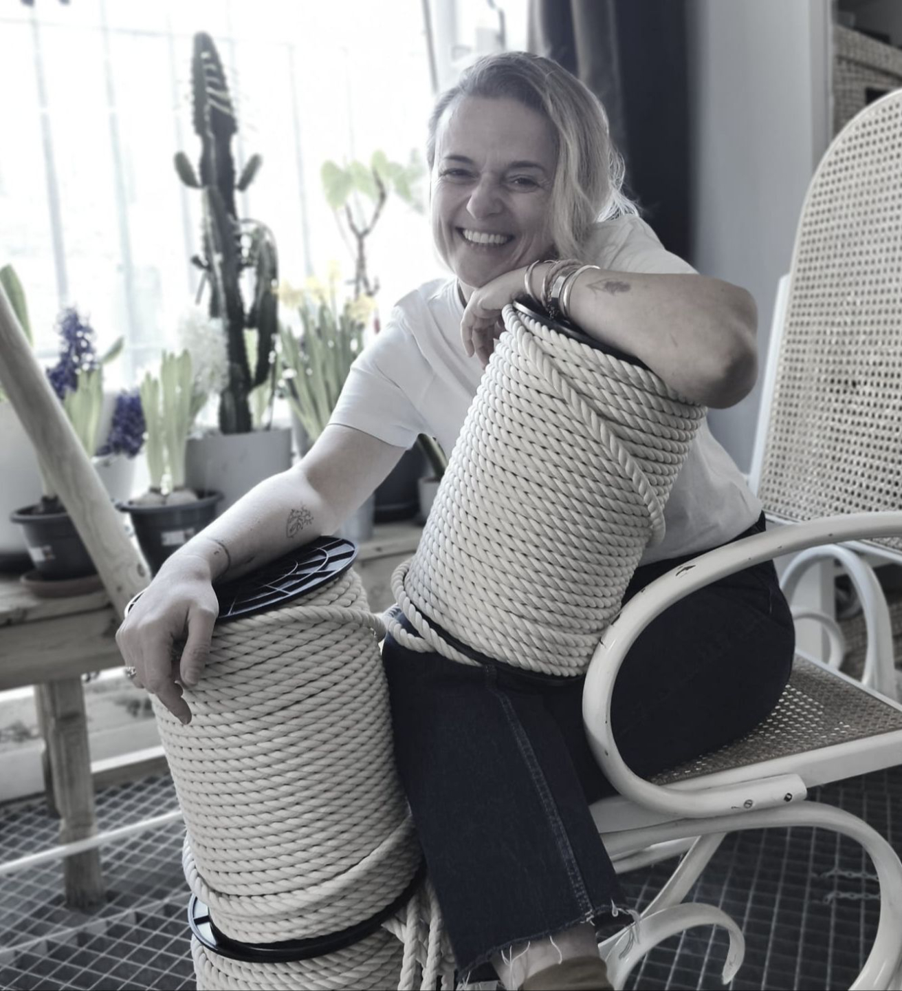 Tapiz de macram&eacute; artesanal