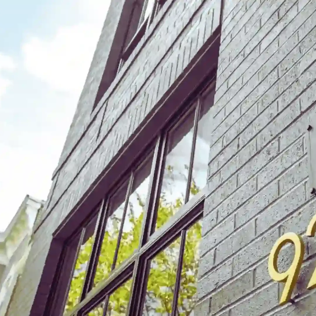 comfortabel chair and pillow