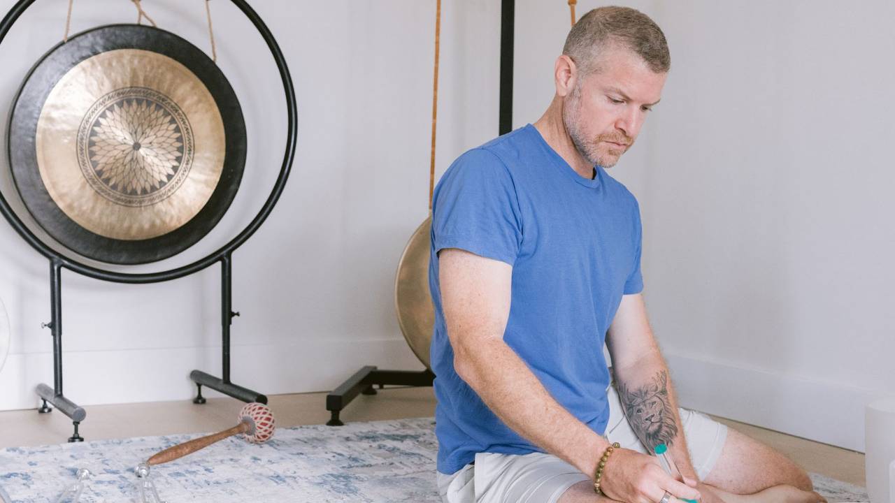 Lucas Kirschman - Sound healing in Tampa, Florida