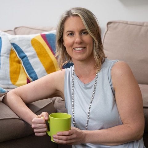 Membership Momentum by Summit in a Box is the free 3-day virtual summit to fuel your proven membership, seriously boost your bottom line and grow your impact long-term.