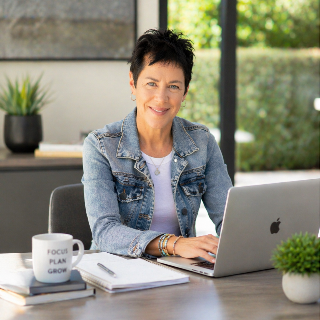 Amy Meissner of AM Options Trading. The developer of A14 Weekly Trading Options.