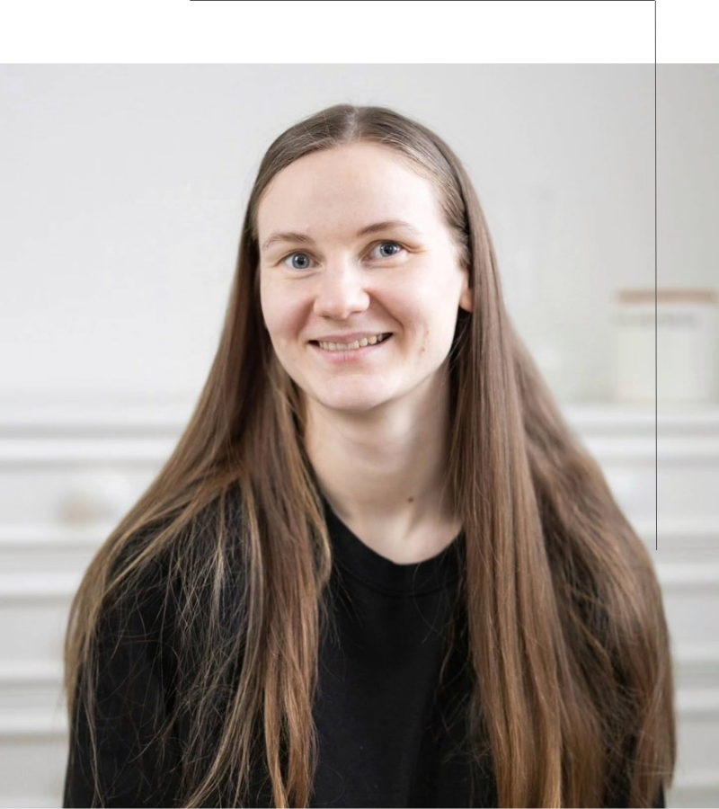 Verkkokurssiyrittäjä ja valmennusasiakas