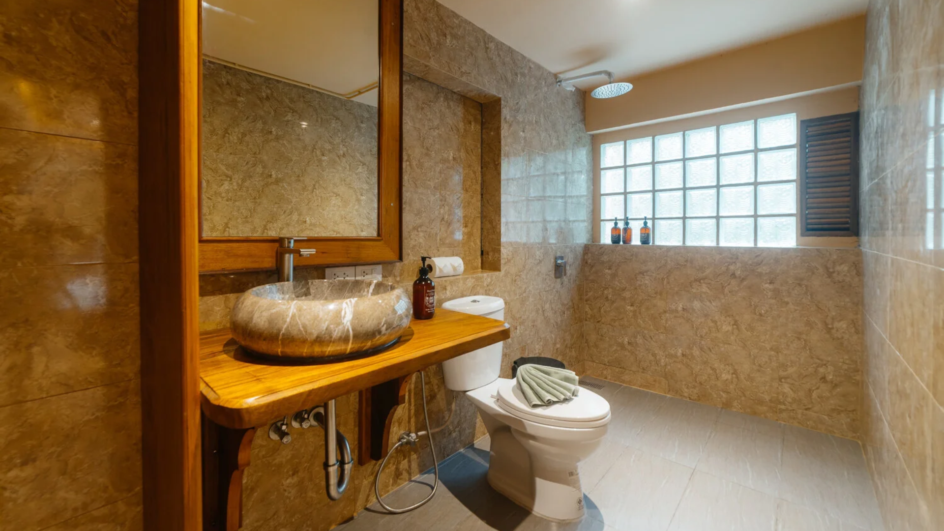 Mountain Bungalow 2BR
