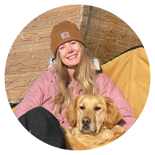 Shayla A headshot with her dog