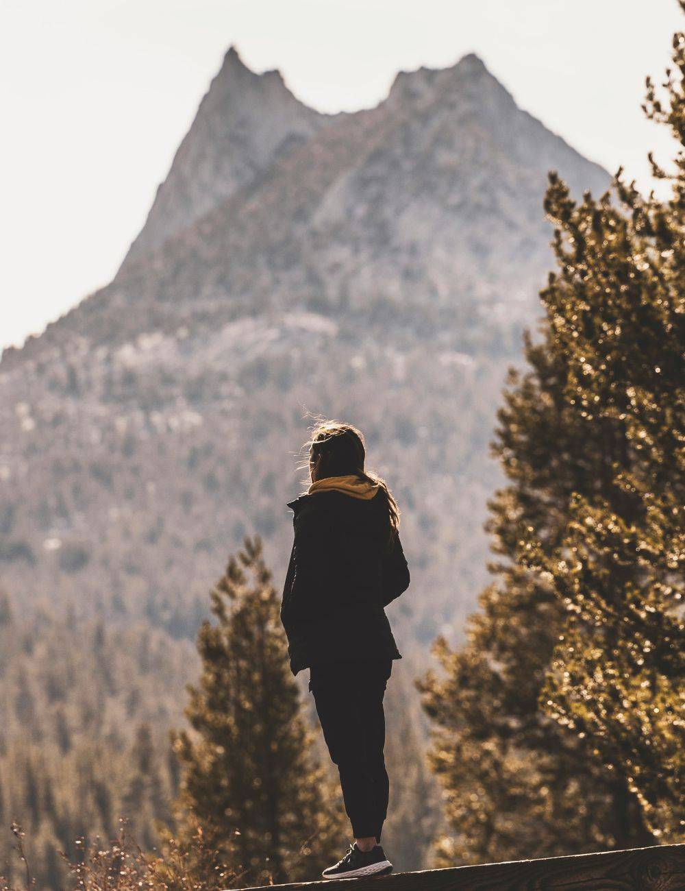 Women walking in the mountains