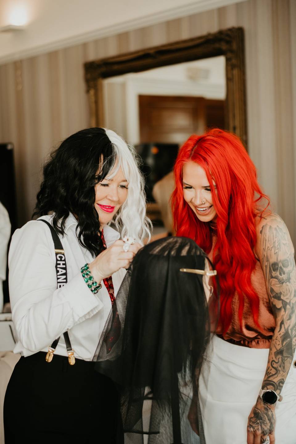 Kelly Maxwell teaching a stylist