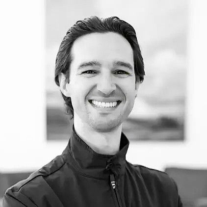 Dr. Craig Clayton, DDS