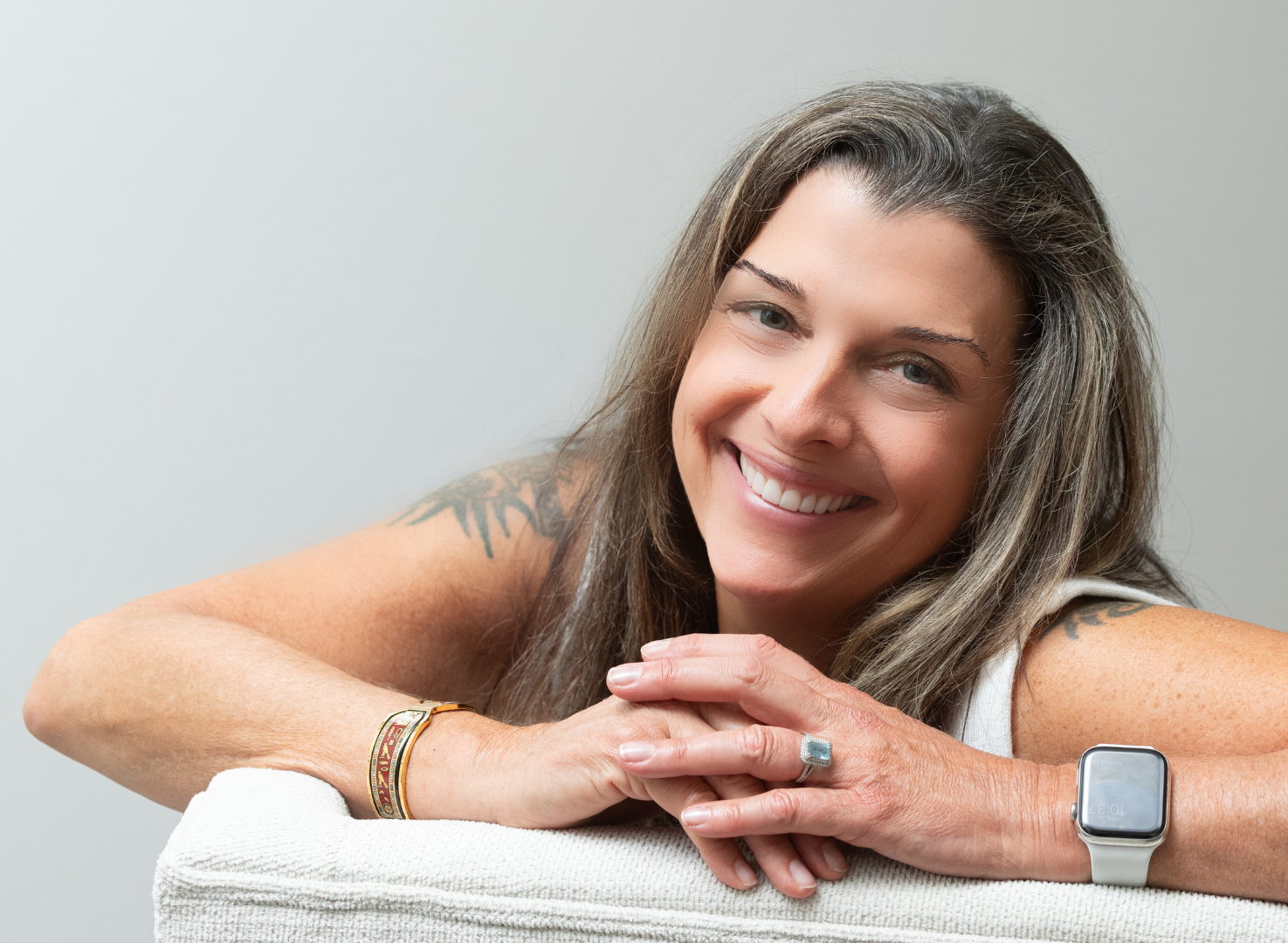 Nurse-led coaching for women with persistent pelvic symptoms. Understand your patterns, regulate your nervous system, and find your path to Pelvic Peace.