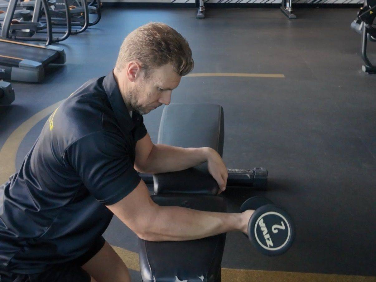 Elbow strengthening exercise