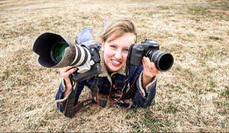 Fra arbeid som frilansfotograf og journalist med hestesportsreportasjer