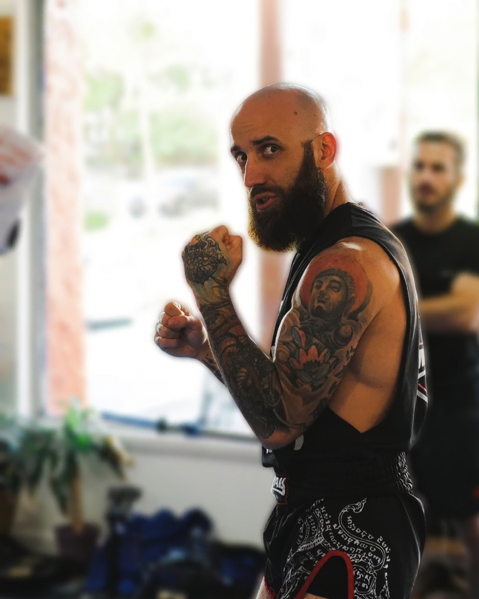 Sean Fagan coaching Muay Thai