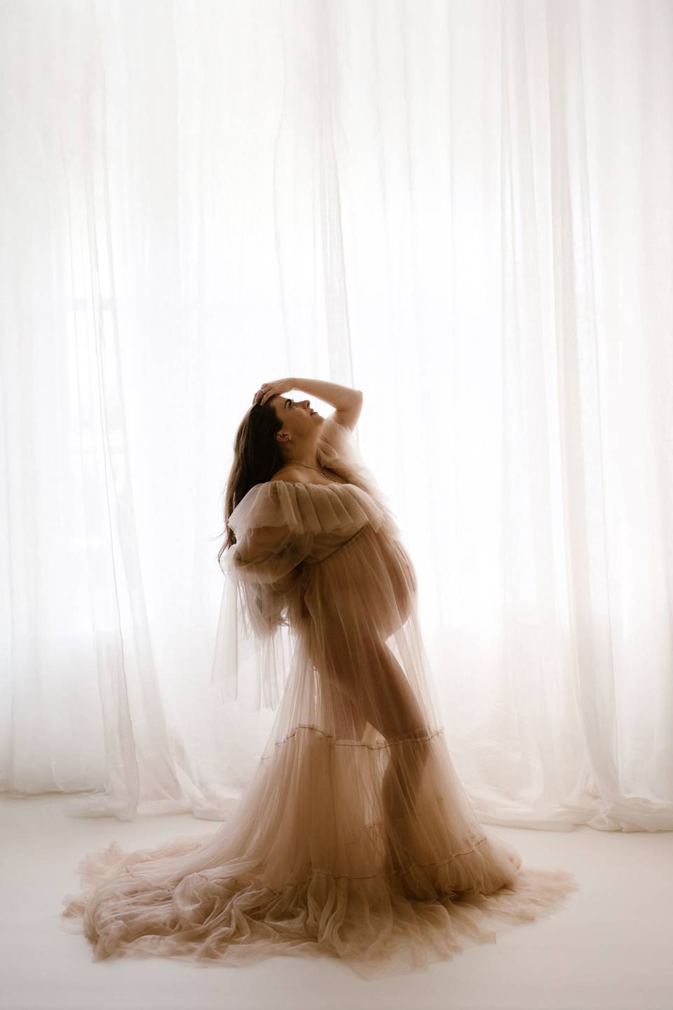 Maternity model Japan