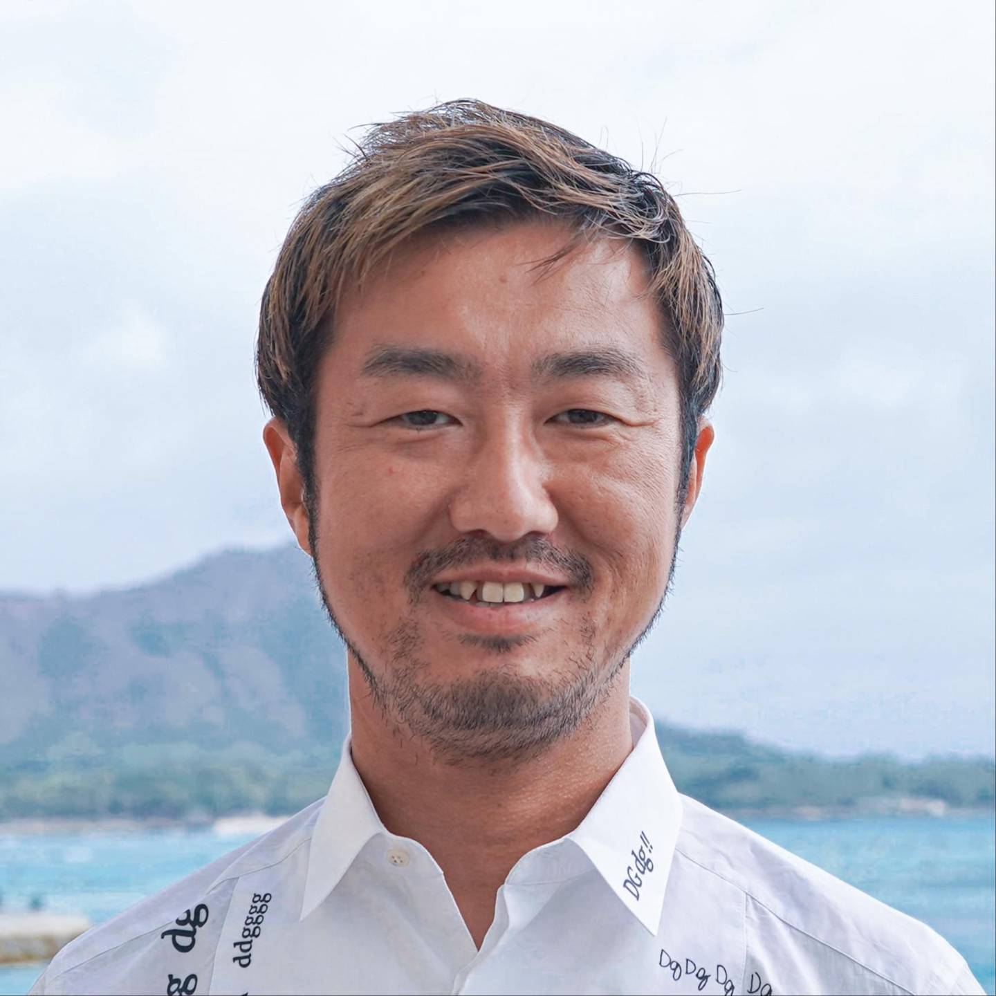 高橋邦欣