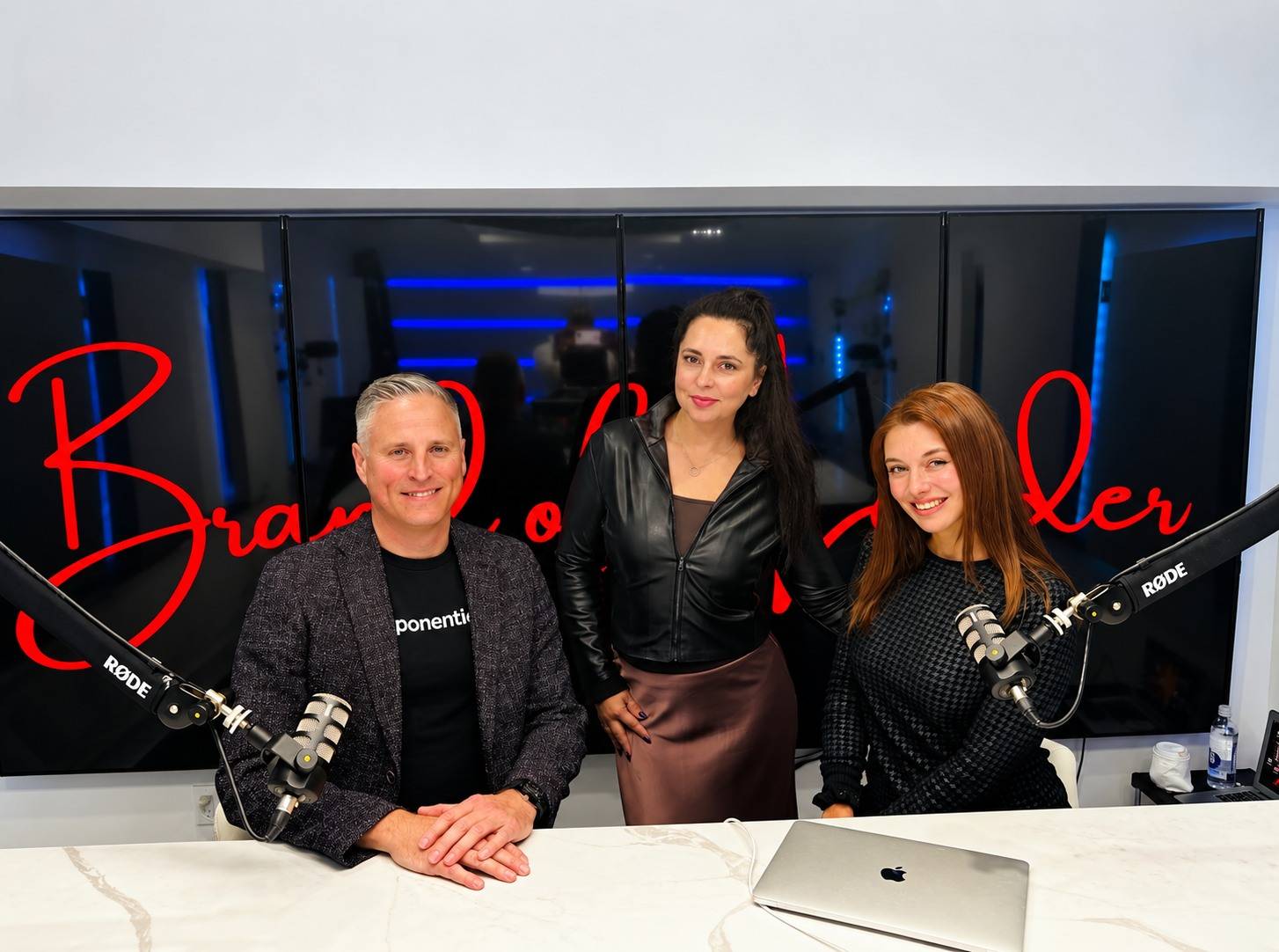 Clients with Marina in the Brand of a Leader studio