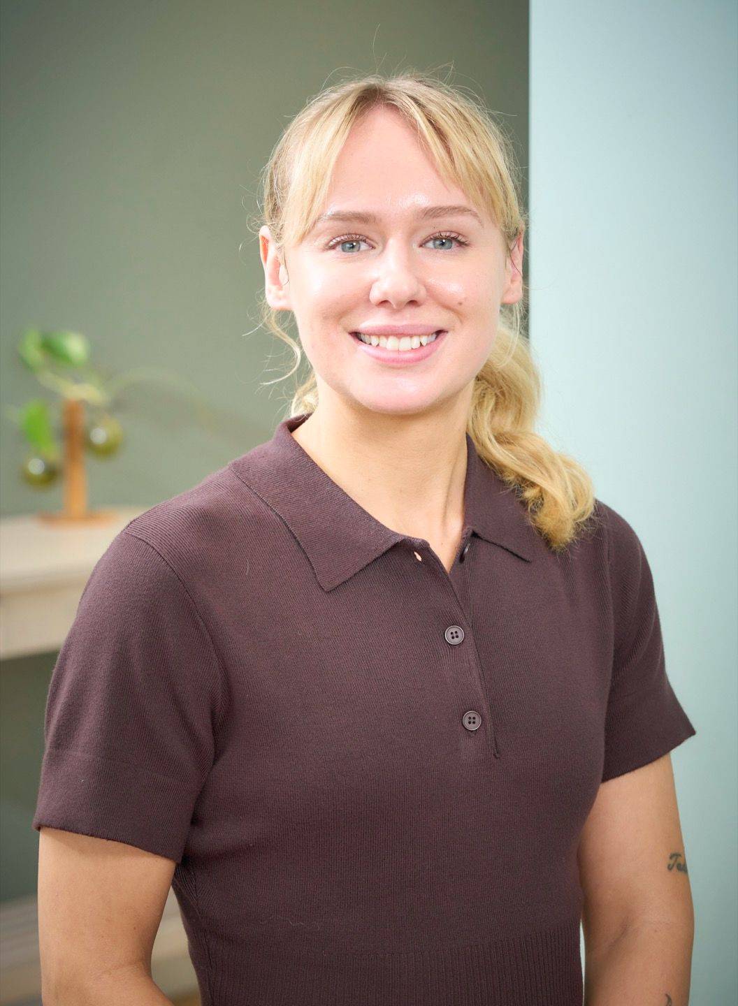Dr Niamh Molloy, Registered Osteopath at Recharge Osteopathy