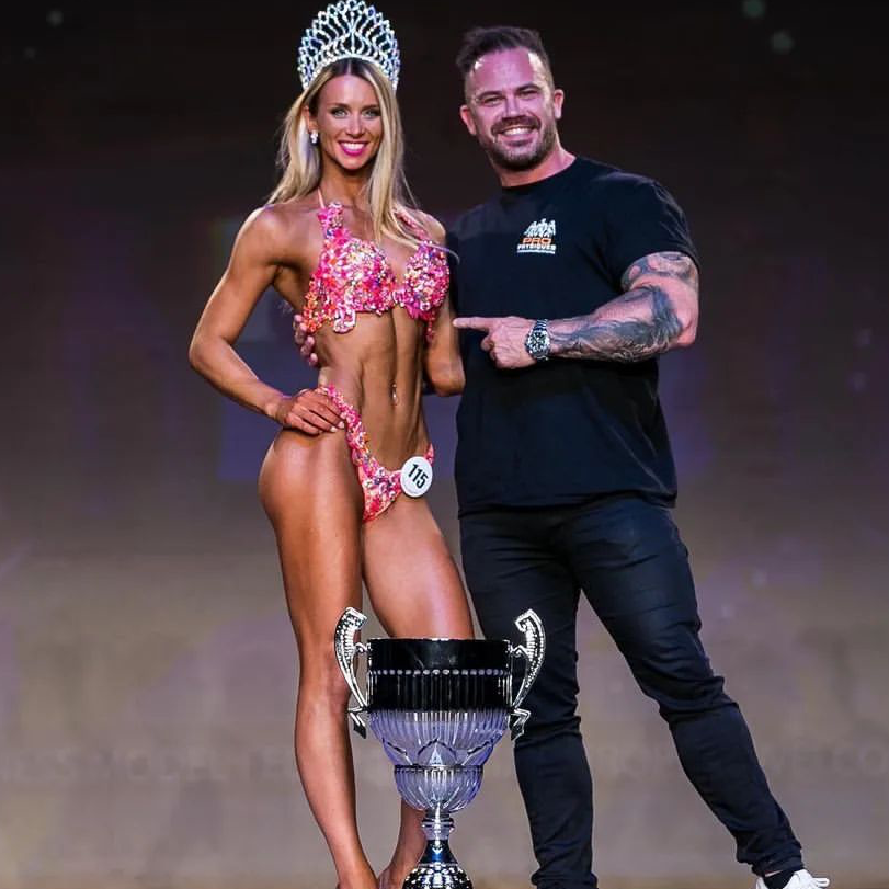 Amelia Tank bodybuilding Bikini Champion award winning coach