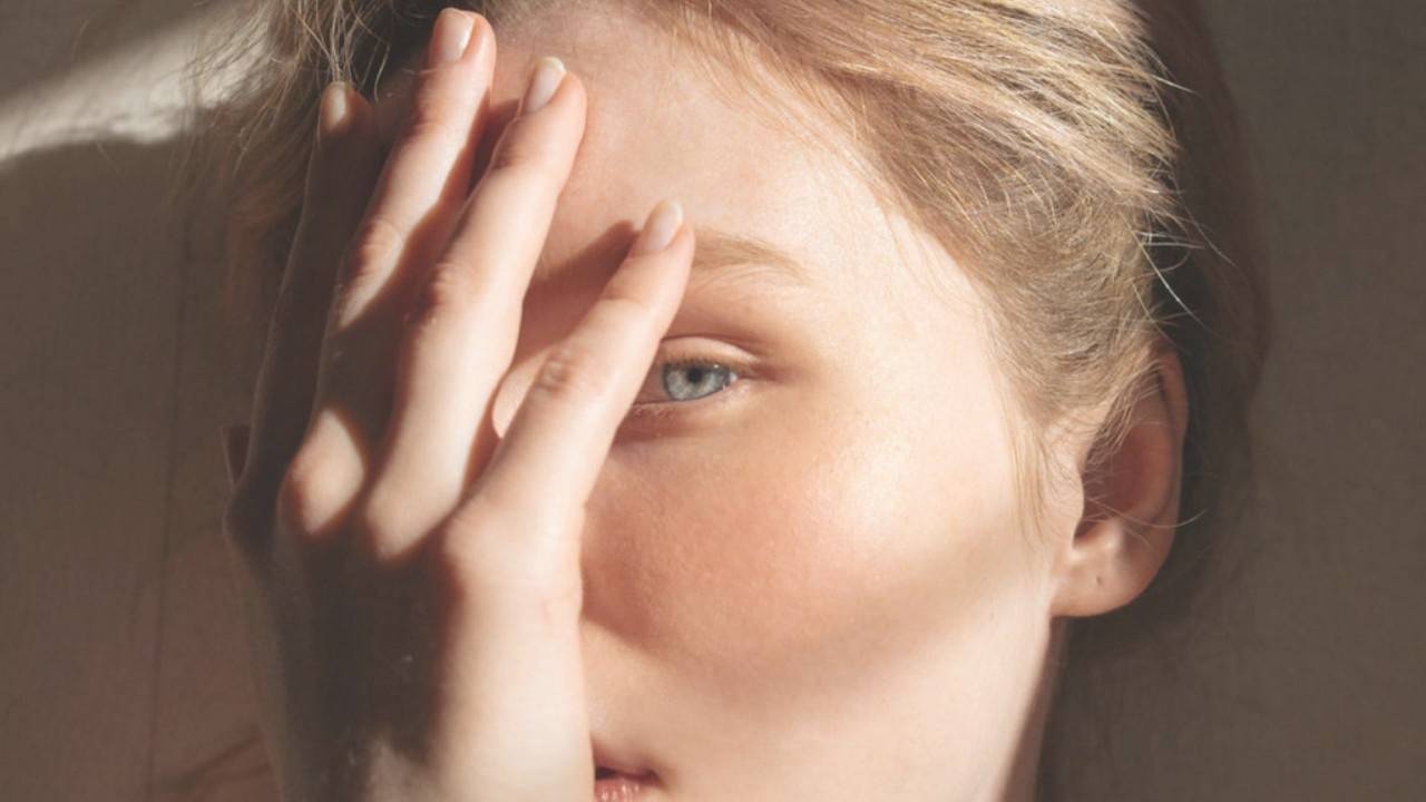 How Using Light Therapy Can Help Support Seasonal Affective Disorder