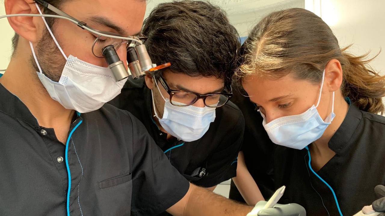 Academy in Lisbon Invest in your future to a better dentist!