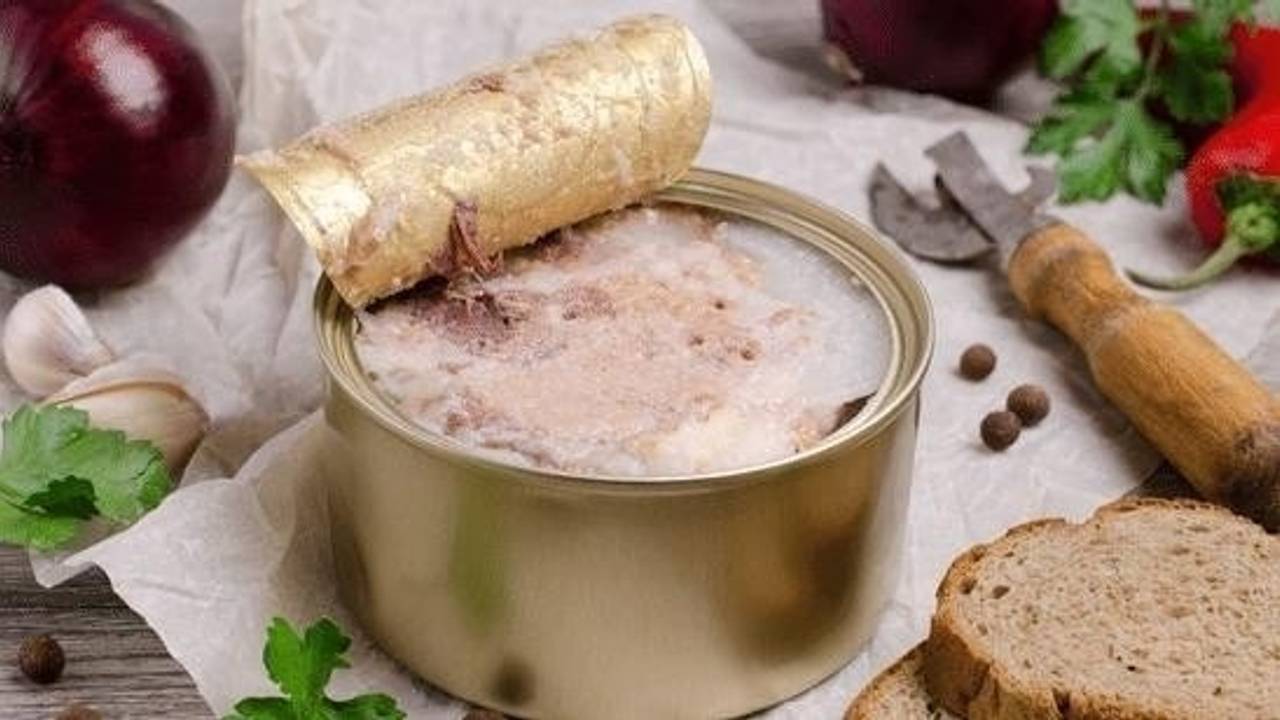 The cans and cants of canned meat🥫