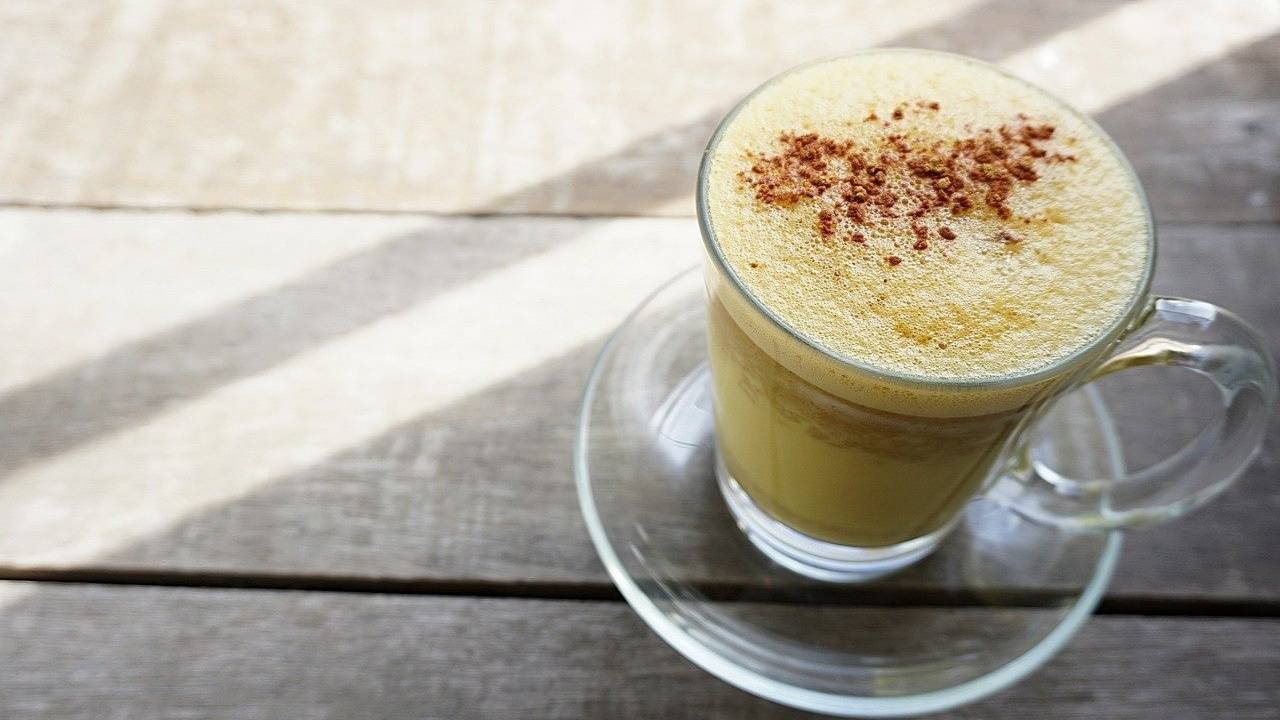 Golden Turmeric and Ginger Latte