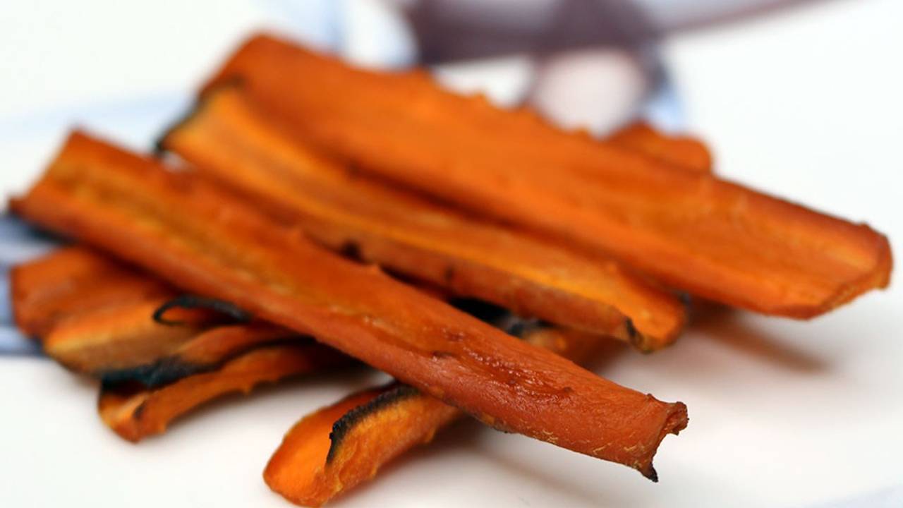 3 Ingredient Vegan Carrot Bacon