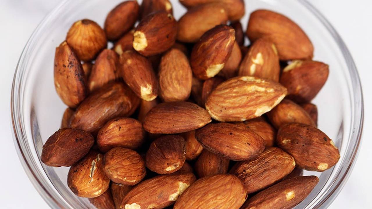 Easy Roasted Almonds