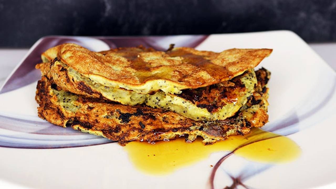 Vegan Lemon Poppy Seed Pancakes