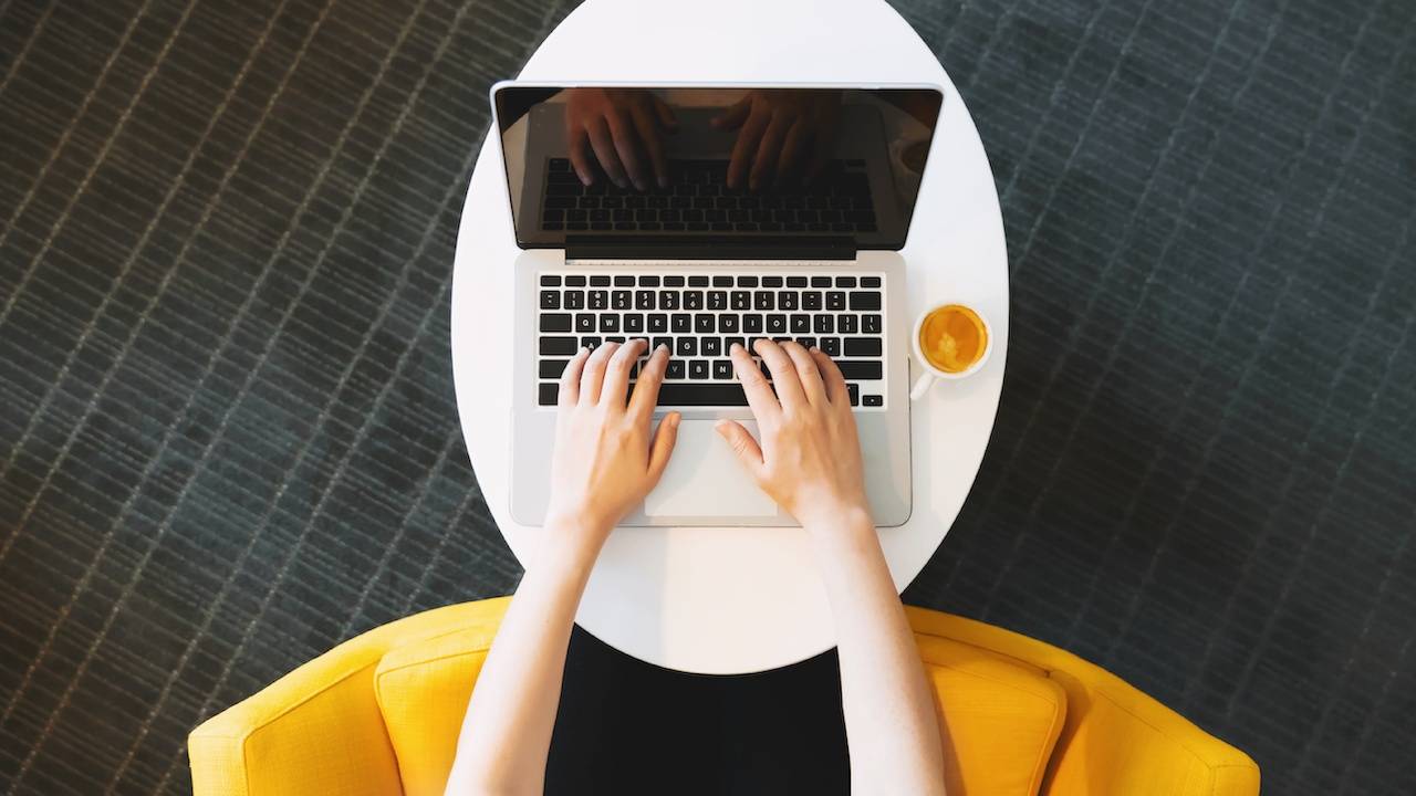 Roadmap To Build A Data Driven Supply Chain Pivot88