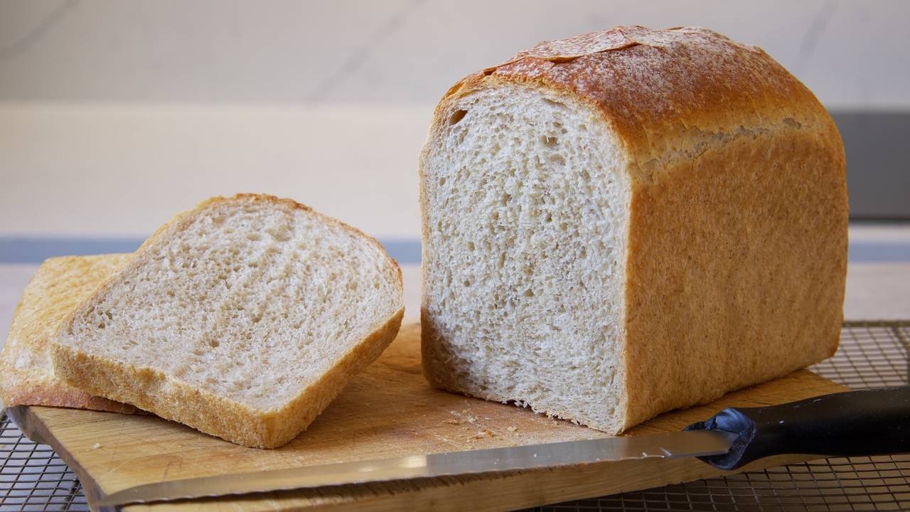 Homemade Farmhouse Sandwich Bread Recipe