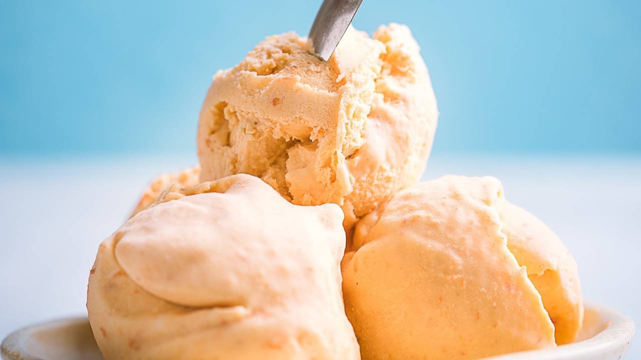 Crème glacée végane banane et arachide