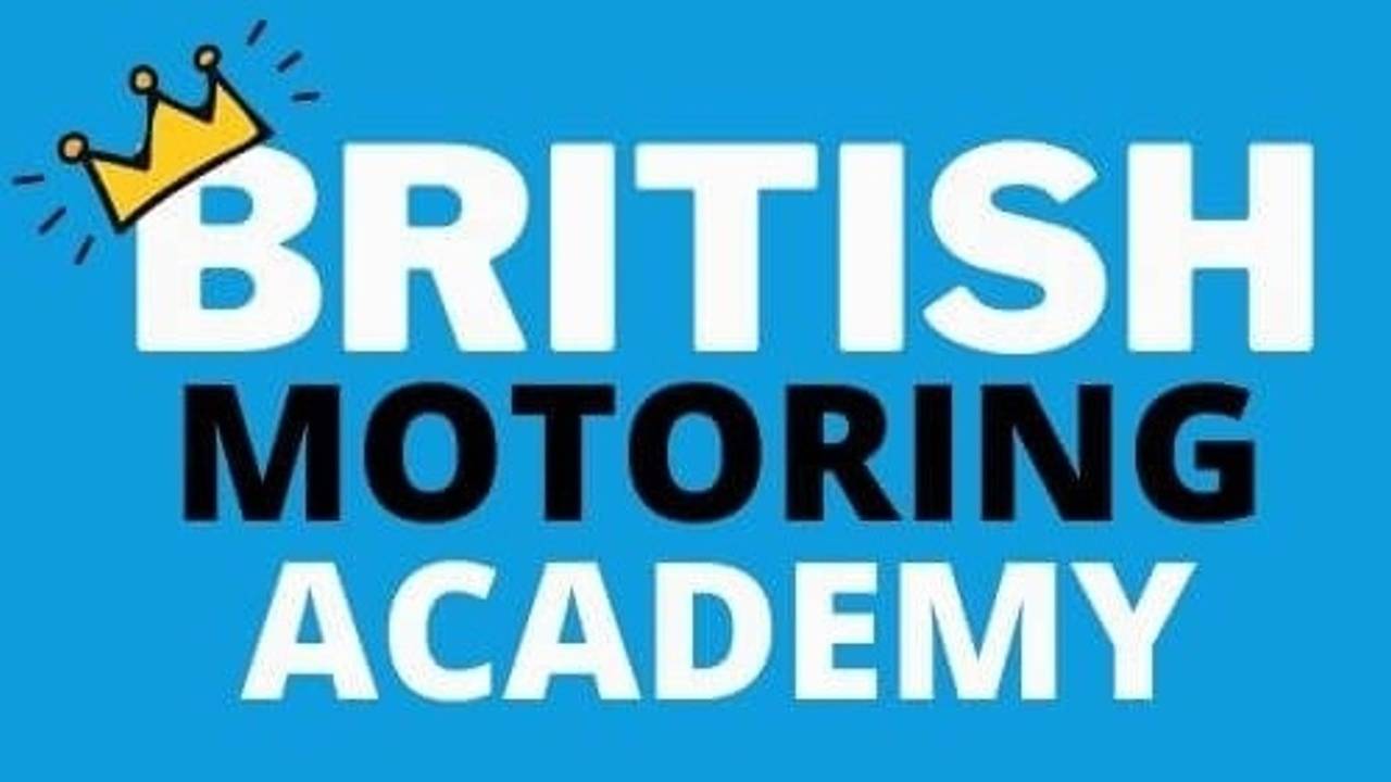 Female Driving Instructors in Leicester Manual and automatic lessons