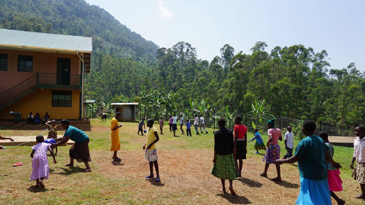 Providing Support to HIV-Positive & Orphaned Children in Uganda