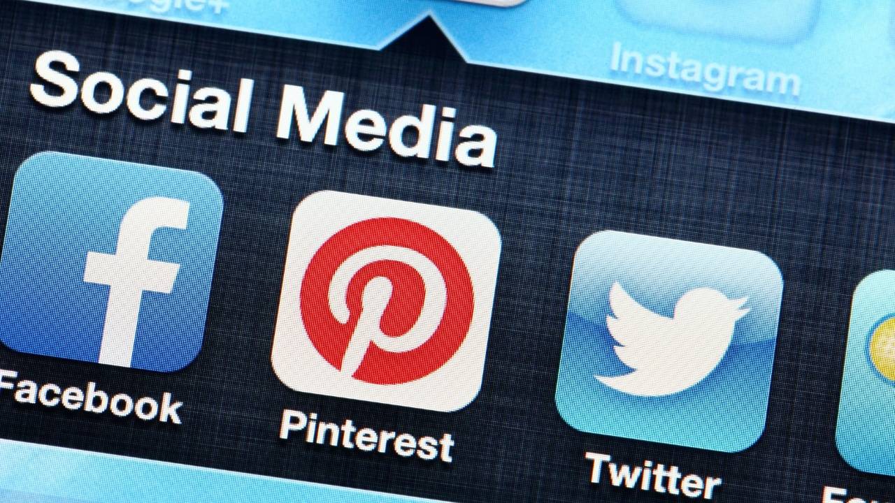 Making A Start Set Up Socials