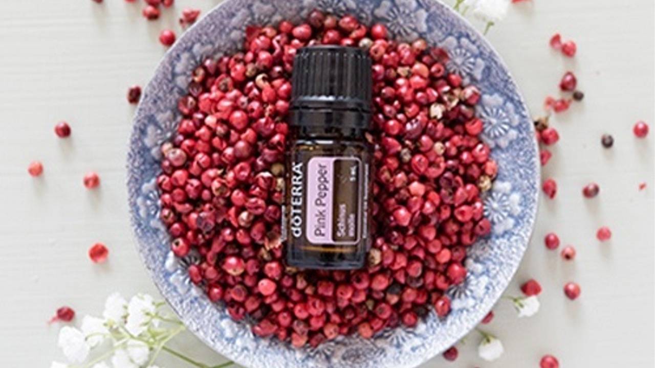 Spotlight Pink Pepper Essential Oil