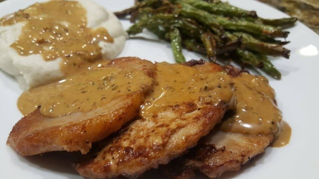 Keto Pork Chops Recipe with Gravy