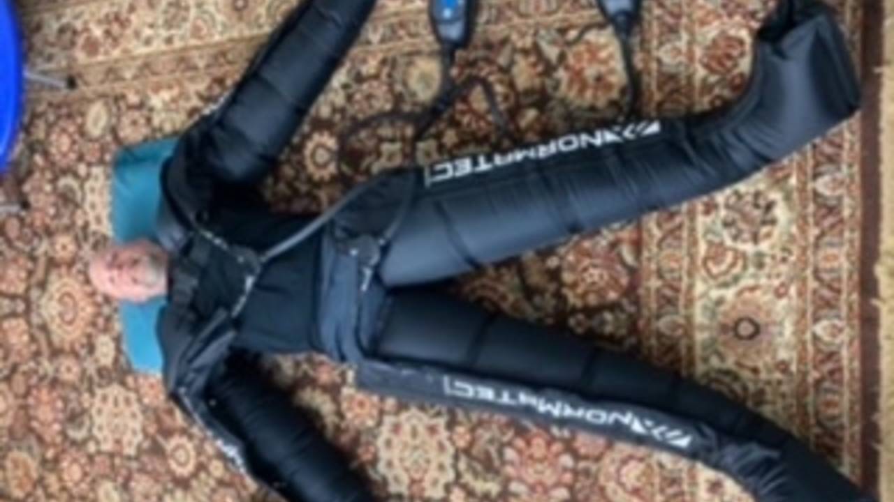 Compression therapy recovery suits, are they full of hot air?