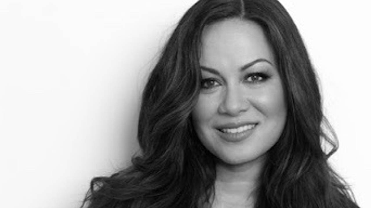 Shannon Lee — Life with Bruce Lee as your father.